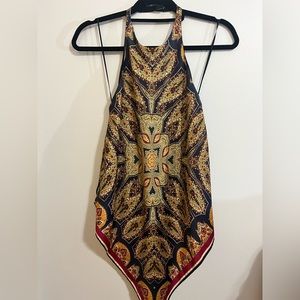 Trendy open tie back Zara handkerchief top